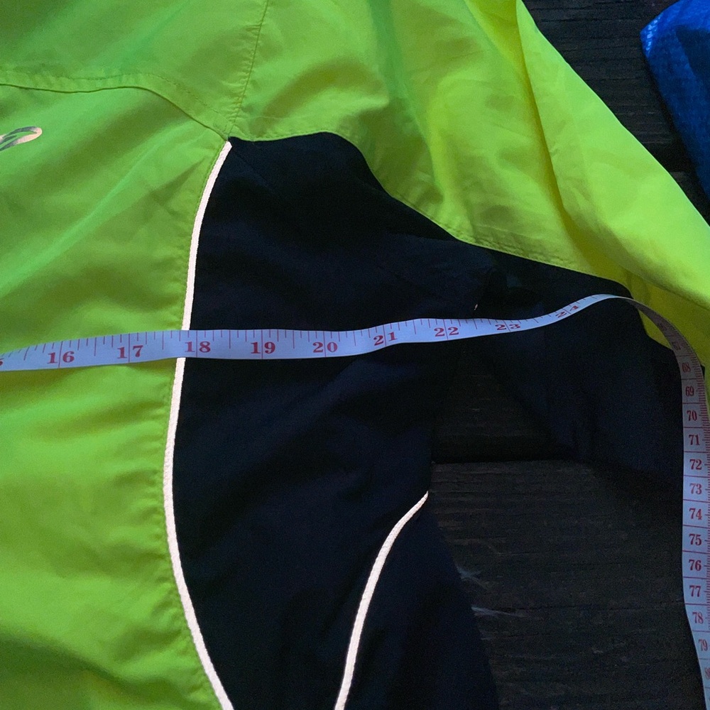 Brooks Reflective Running Lightweight Full Zip Ja… - image 3